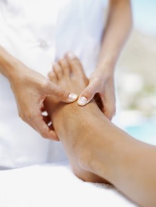 Los Angeles spider vein removal- procedures usually target spider veins that occur on the legs, chest and face